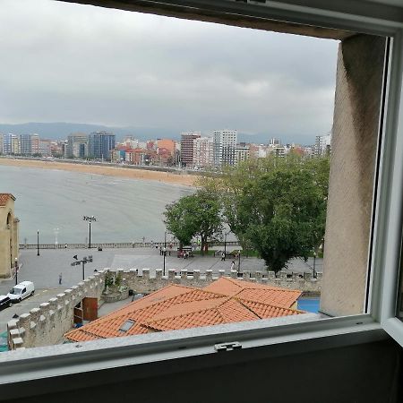 Atico En Cimadevilla Mirando Al Mar ヒホン エクステリア 写真